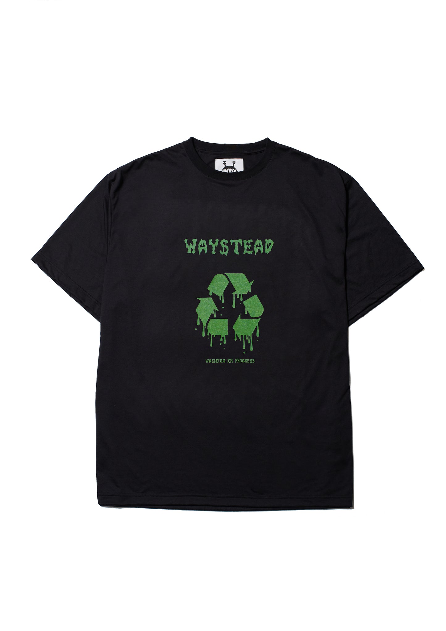 PLASTIC BOTTLE T-SHIRT / WASHING IN PROGRESS